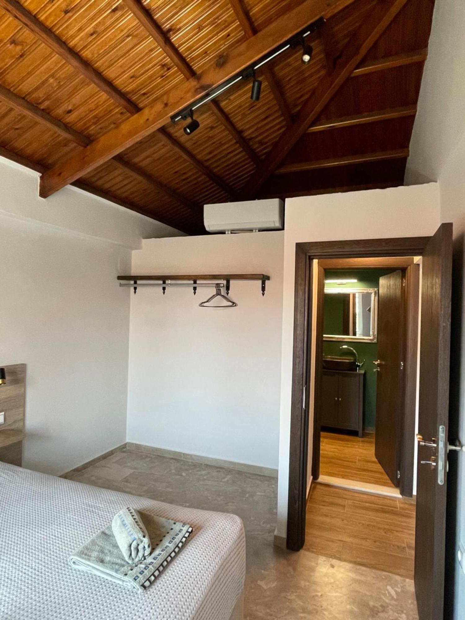Q Apartments Molyvos Mithimna Exterior foto